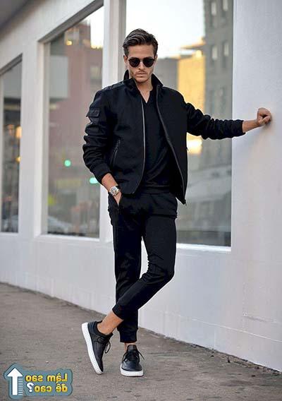 Phong cách all black giúp nam giới trông cao ráo hơn