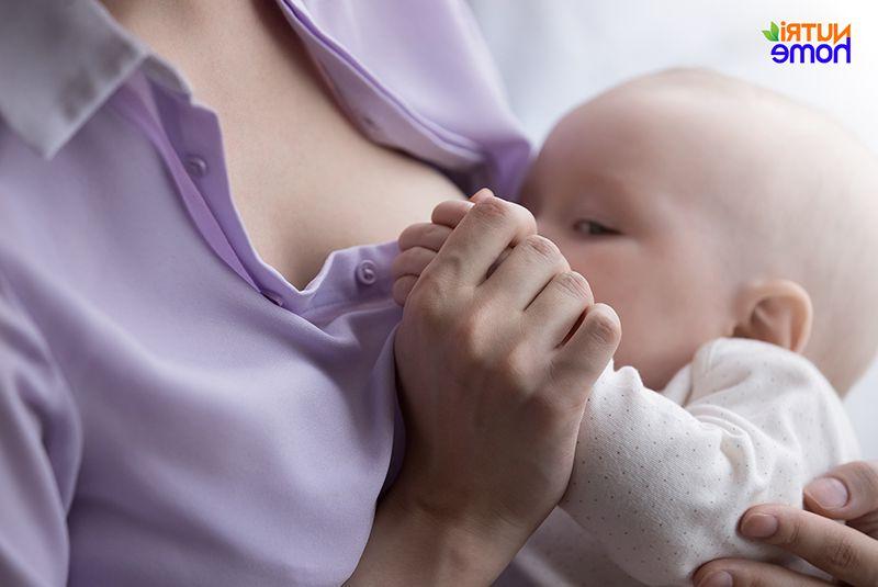 phát triển chiều cao cho trẻ sơ sinh, sữa mẹ