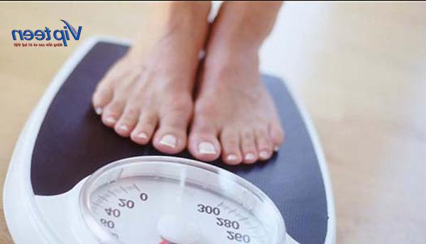 cách tăng chiều cao ở tuổi 15 cho nữ - kiểm soát cân nặng
